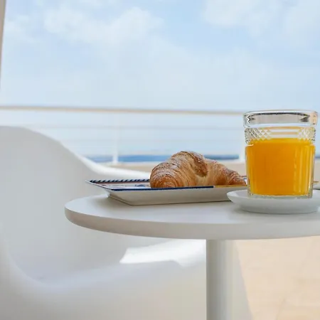 Oasi Smart 4* كالتانيسيتا